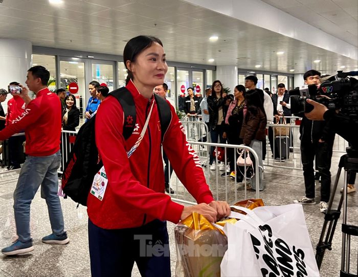 Quách Thị Lan rạng rỡ với huy chương vàng