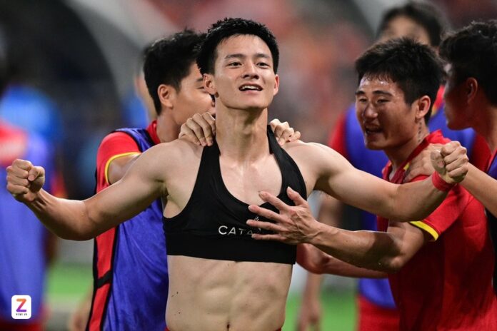 Nguyễn Thanh Nhàn: Chàng Trai Vàng của Bóng Đá Việt Nam và Những Điều Chưa Kể