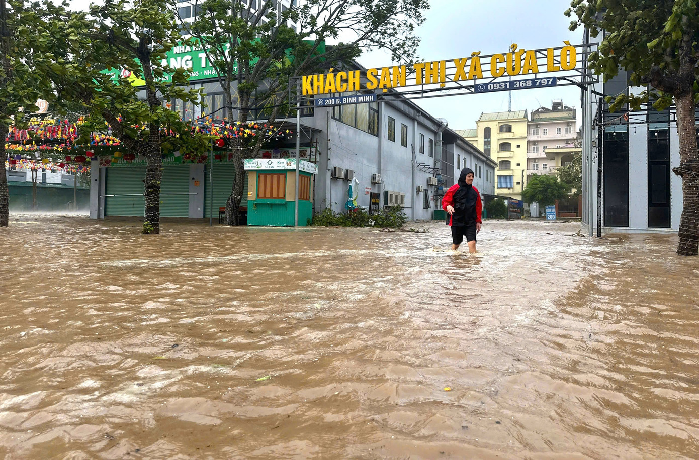 Bão gây ngập úng