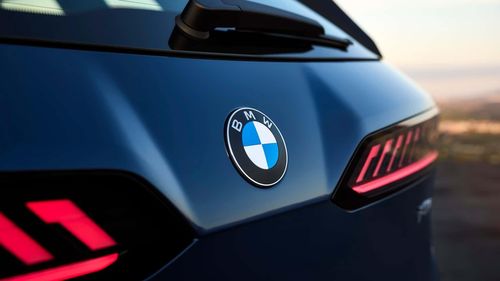 Logo BMW Mới: Tinh Tế Hơn, Hiện Đại Hơn