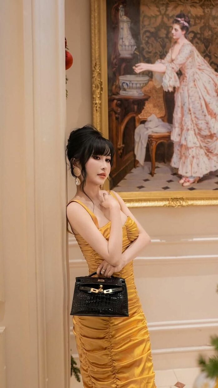 Khám phá chiếc đồng hồ tỷ rưỡi của Mina Phạm: Đẳng cấp đến từ sự tinh tế