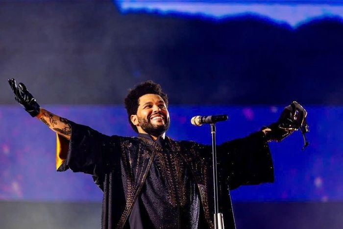 The Weeknd: Vượt mặt Taylor Swift, thống trị bảng xếp hạng thu nhập 2025