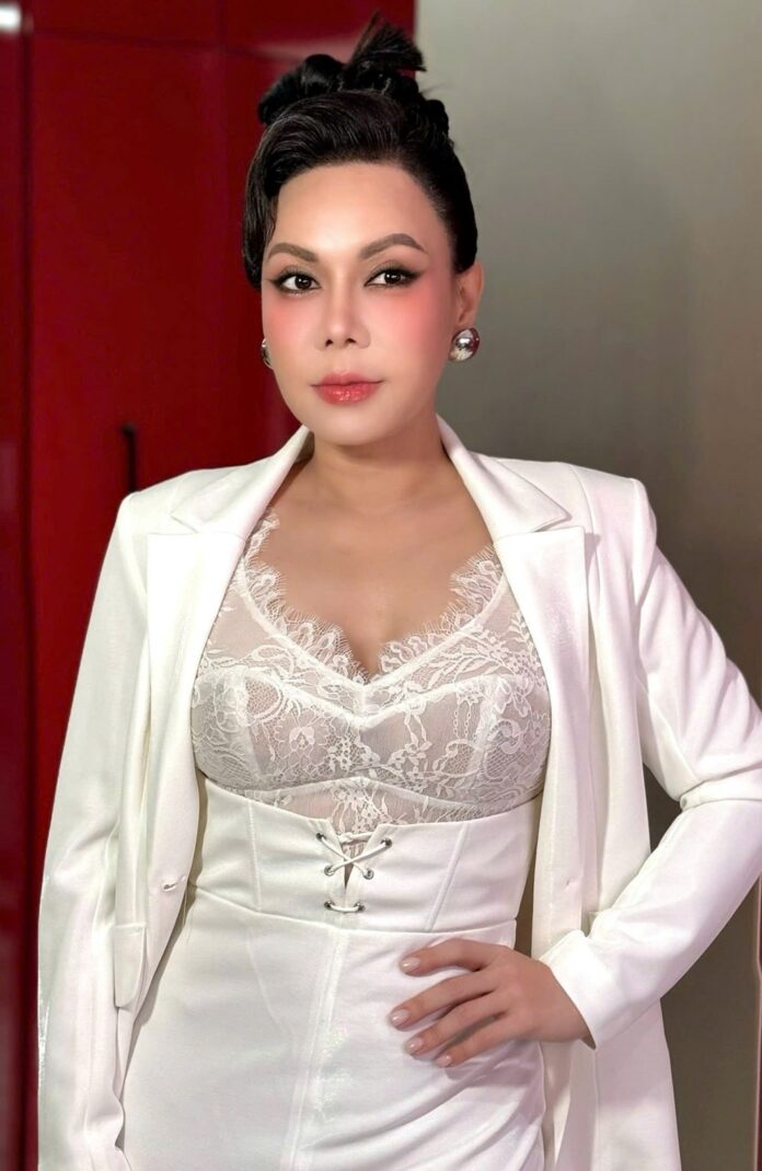 Việt Hương và câu chuyện thưởng Tết 