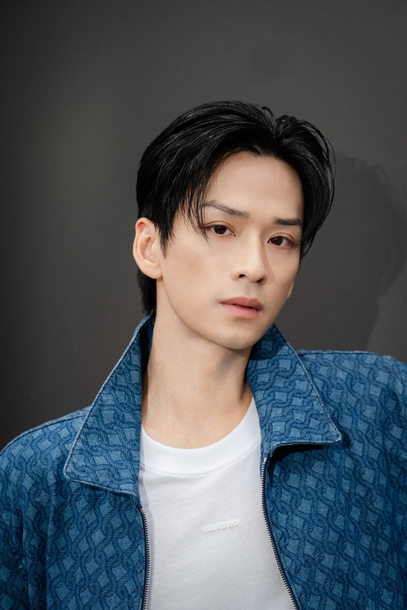 Trần Nghĩa gây bão khi vào vai Ngạn ở Mắt Biếc (Ảnh: FBNV)