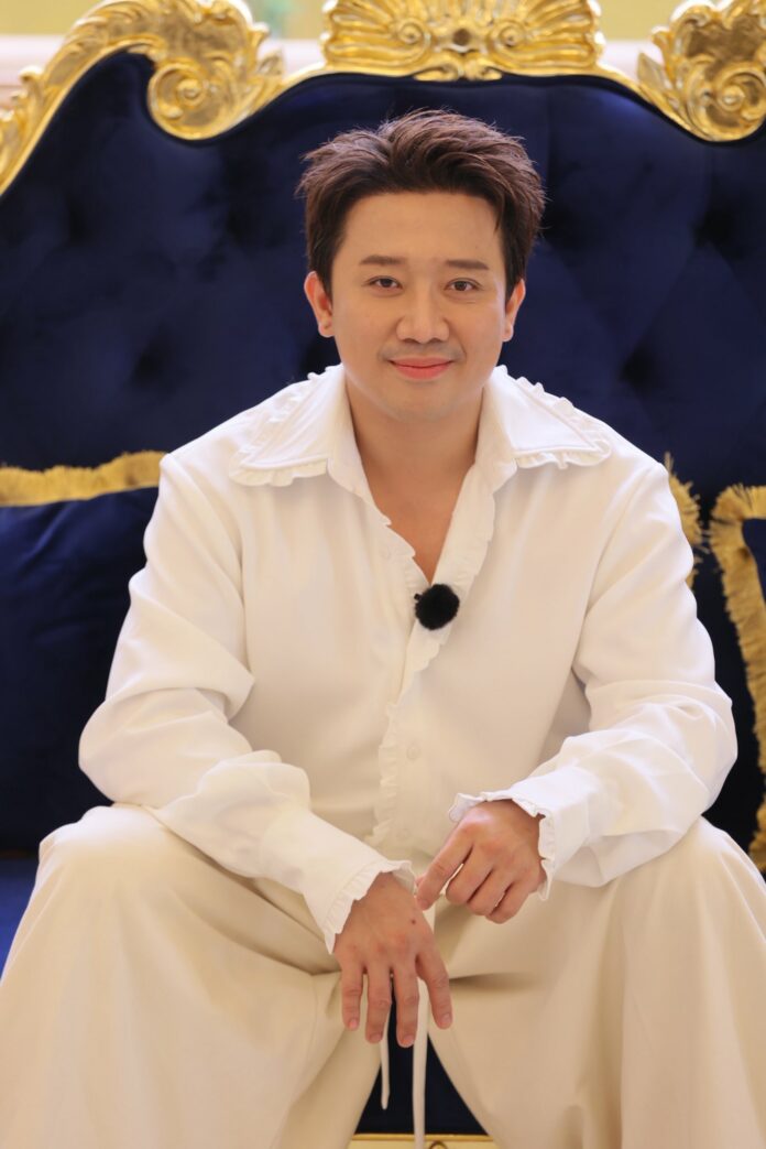 Trấn Thành và hành động đẹp giữa đêm khuya gây sốt mạng xã hội