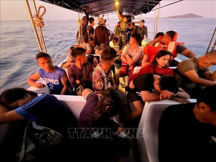 Vụ Chìm Phà Philippines: Nỗi Đau Và Bài Học An Toàn Hàng Hải