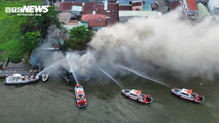 Vụ Cháy Du Thuyền King Yacht Trên Sông Sài Gòn: Toàn Cảnh & Phân Tích