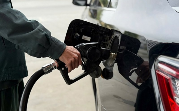 Giá xăng dầu hôm nay 14/1/2026: Cập nhật và phân tích chuyên sâu