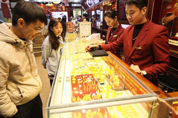 Giá vàng ngày 1/1/2026: Phân tích và dự báo từ chuyên gia