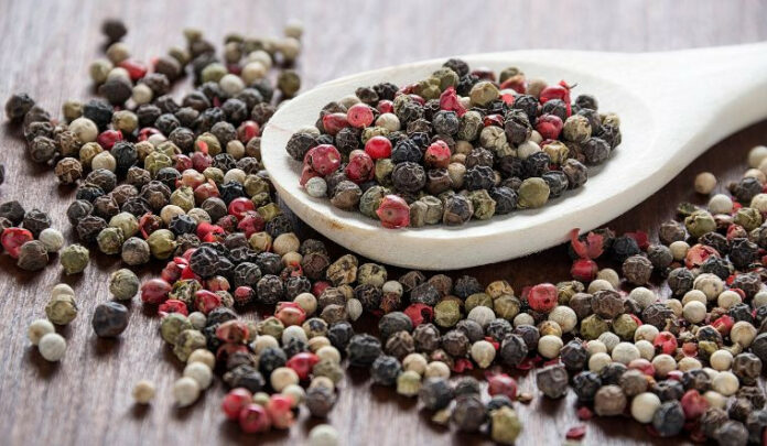 Giá hồ tiêu tăng mạnh đầu năm 2026: Cơ hội hay thách thức?