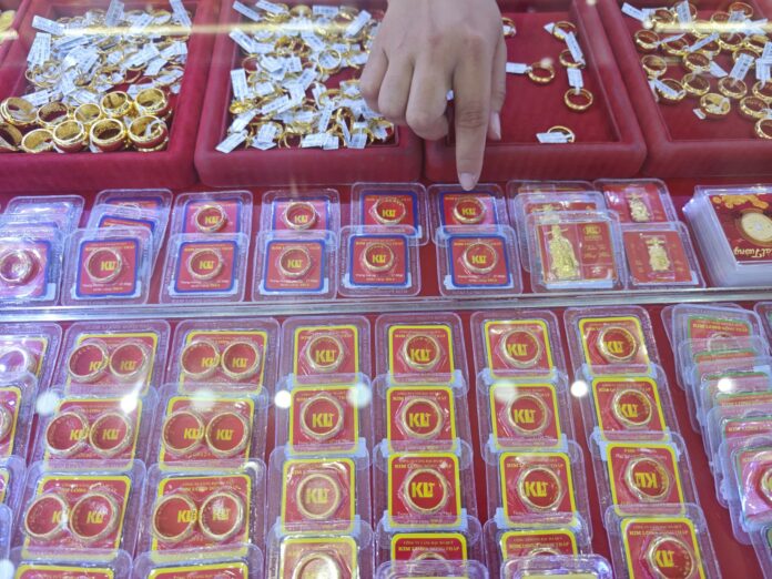 Giá Vàng Hôm Nay 10/1/2026: Cập Nhật Chi Tiết & Phân Tích