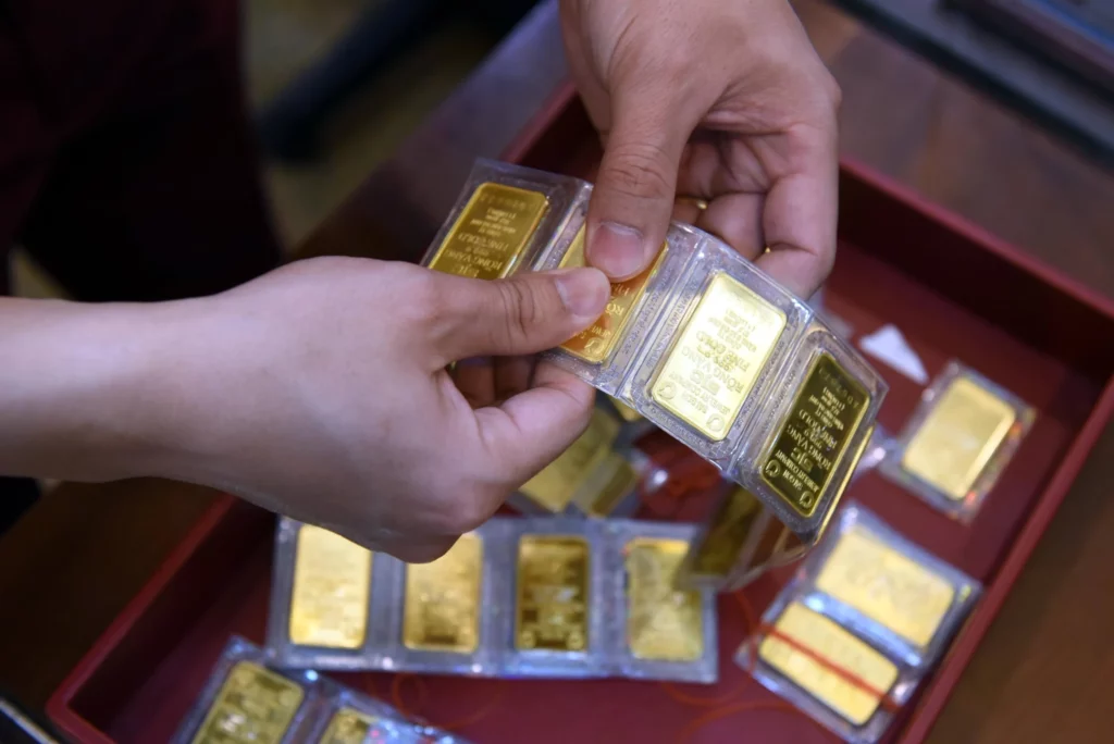 Giá Vàng Hôm Nay 7/1/2026: Cập Nhật Nóng Hổi Nhất!