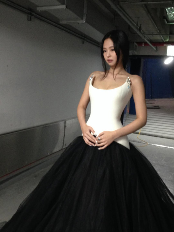 Jennie được kỳ vọng sẽ bùng nổ hơn trong năm 2026. Ảnh: IGNV