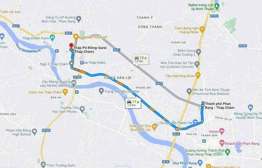 Bản đồ chỉ dẫn và lối vào khu di tích tháp Po Klong Garai dưới chân đồi Trầu