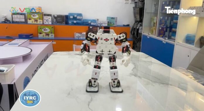 Giải Vô địch IYRC Việt Nam 2026: Sân Chơi STEM Miễn Phí Cho Học Sinh