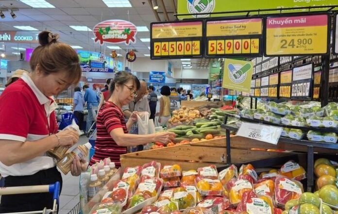 Mùng 2 Tết Bính Ngọ 2026: Thị trường hàng hóa dần sôi động, cung cầu ổn định