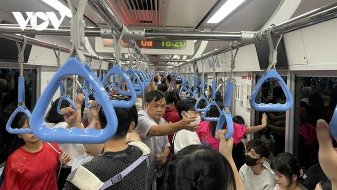 Metro số 1 Sài Gòn: Điểm sáng giao thông ngày Tết