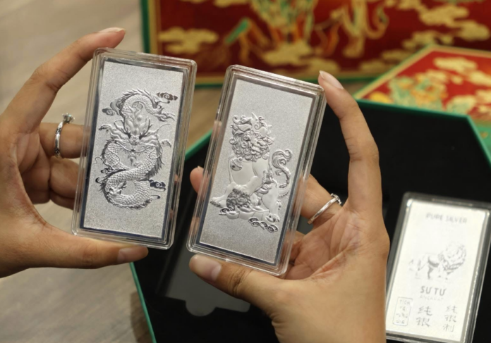 Giá Bạc Hôm Nay 6/2/2026: 