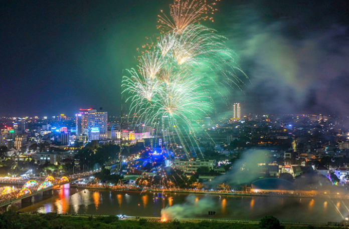 Lịch bắn pháo hoa đêm giao thừa tại Cần Thơ: 5 điểm rực sáng Thủ phủ Tây Đô