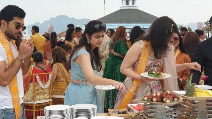 Đám Cưới Triệu Đô Của Giới Siêu Giàu Ấn Độ Tại Hạ Long: Tiết Lộ Những Con Số 