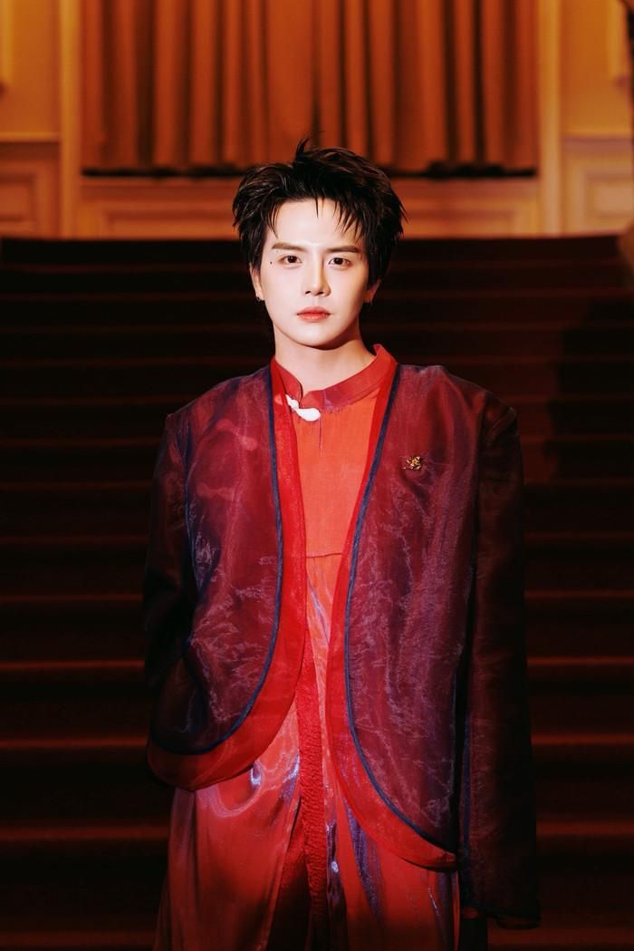 Duy Khánh được đồng nghiệp yêu mến vì sự chân thành, cởi mở. Ảnh: FBNV