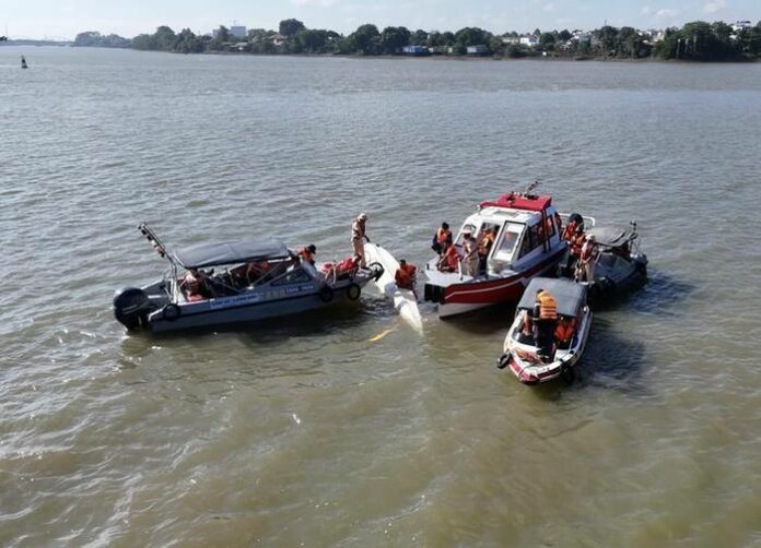 Tai Nạn Lật Thuyền Đua Trên Sông Đồng Nai: Bài Học Đắt Giá Cho Thể Thao