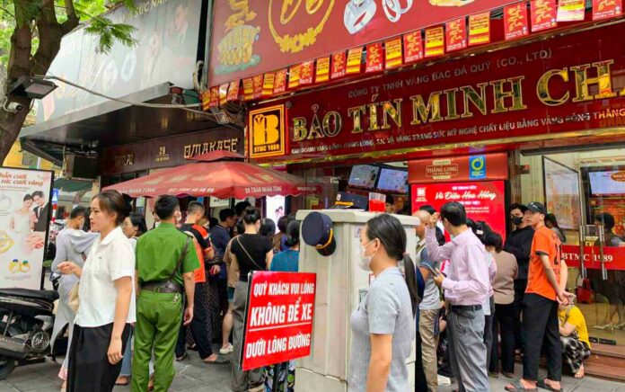 Giá Vàng Hôm Nay Ngày 3/2/2026: Phân Tích Chi Tiết