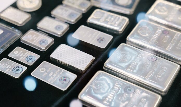 Giá bạc ngày 4/2/2026: Phân tích chi tiết biến động và dự báo thị trường