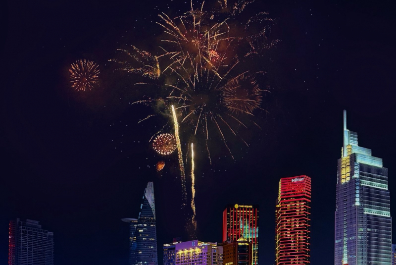 TP.HCM Rực Rỡ Pháo Hoa Đón Tết Bính Ngọ 2026: Lịch Trình Chi Tiết