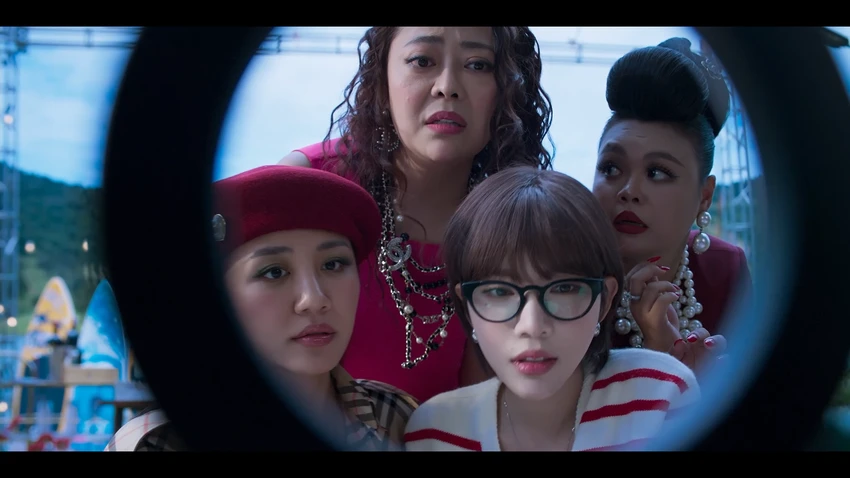 Phim Tết Bính Ngọ: Doanh thu bùng nổ, kỷ lục mới gọi tên "Thỏ ơi!"