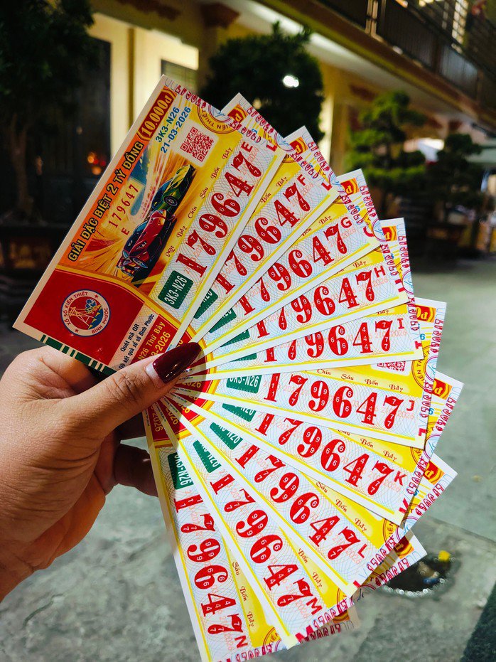 Sáng 21-3, tìm ra khách hàng trúng 2 giải độc đắc xổ số miền Nam - 6