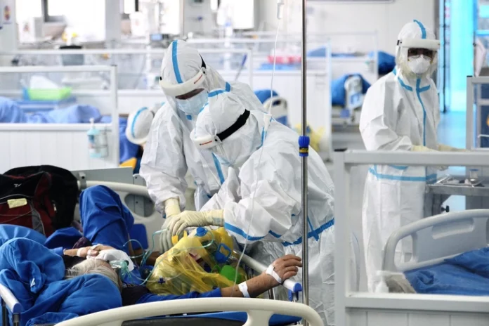 Dịch COVID-19 tại Hà Nội: 17 ca mới và lời khuyên từ chuyên gia