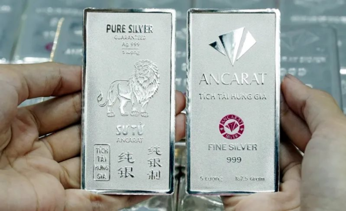 Giá bạc hôm nay 14/3/2026: Thị trường tiếp tục điều chỉnh