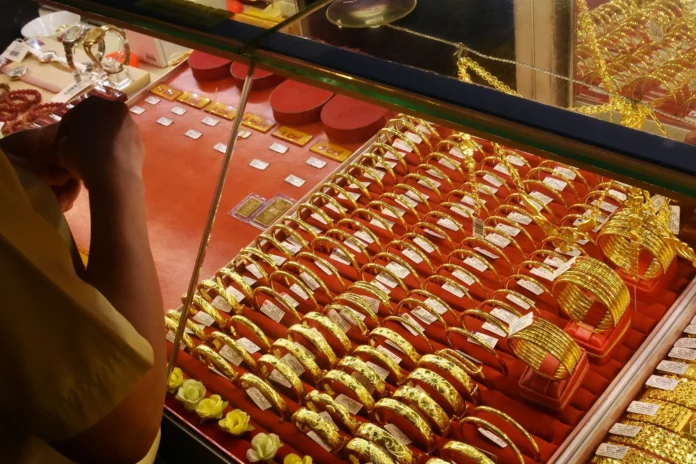 Giá Vàng Hôm Nay 21/3/2026: SJC Tăng Vọt, Vàng Nhẫn Nối Đà Tăng