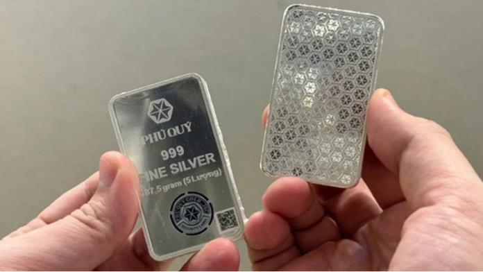 Giá Bạc Hôm Nay 5/3/2026: Dấu Hiệu Phục Hồi Hay Biến Động Tạm Thời?