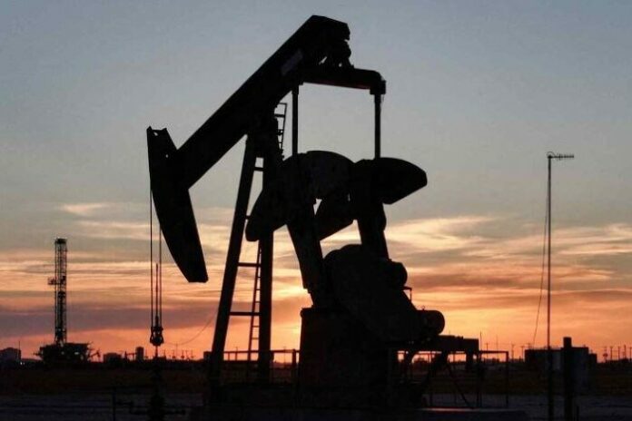 Giá Xăng Dầu Hôm Nay 28/4/2026: Biến Động Thế Giới và Tác Động Đến Việt Nam