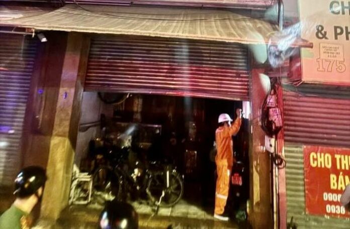 Cảnh sát PCCC TP.HCM: Giải cứu thành công 2 người trong vụ cháy nhà 6 tầng