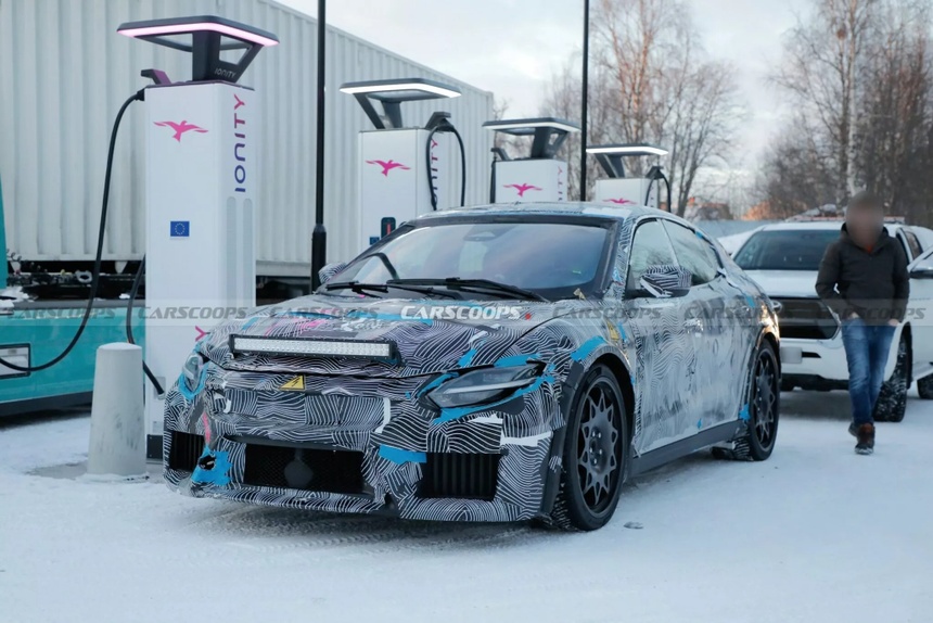 Ferrari Luce: Khi Tốc Độ Cần Sự Cân Bằng Từ NASA