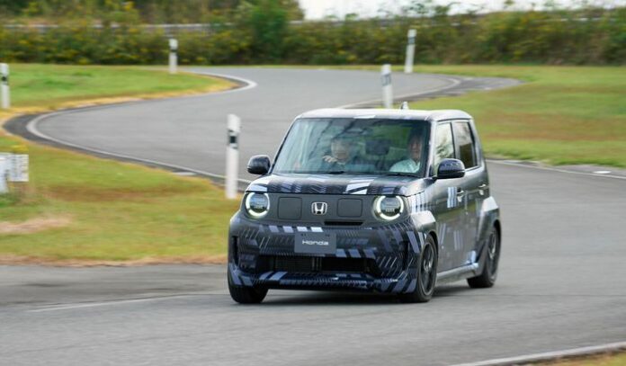 Honda Insight: Xe điện Trung Quốc chinh phục thị trường Nhật Bản?