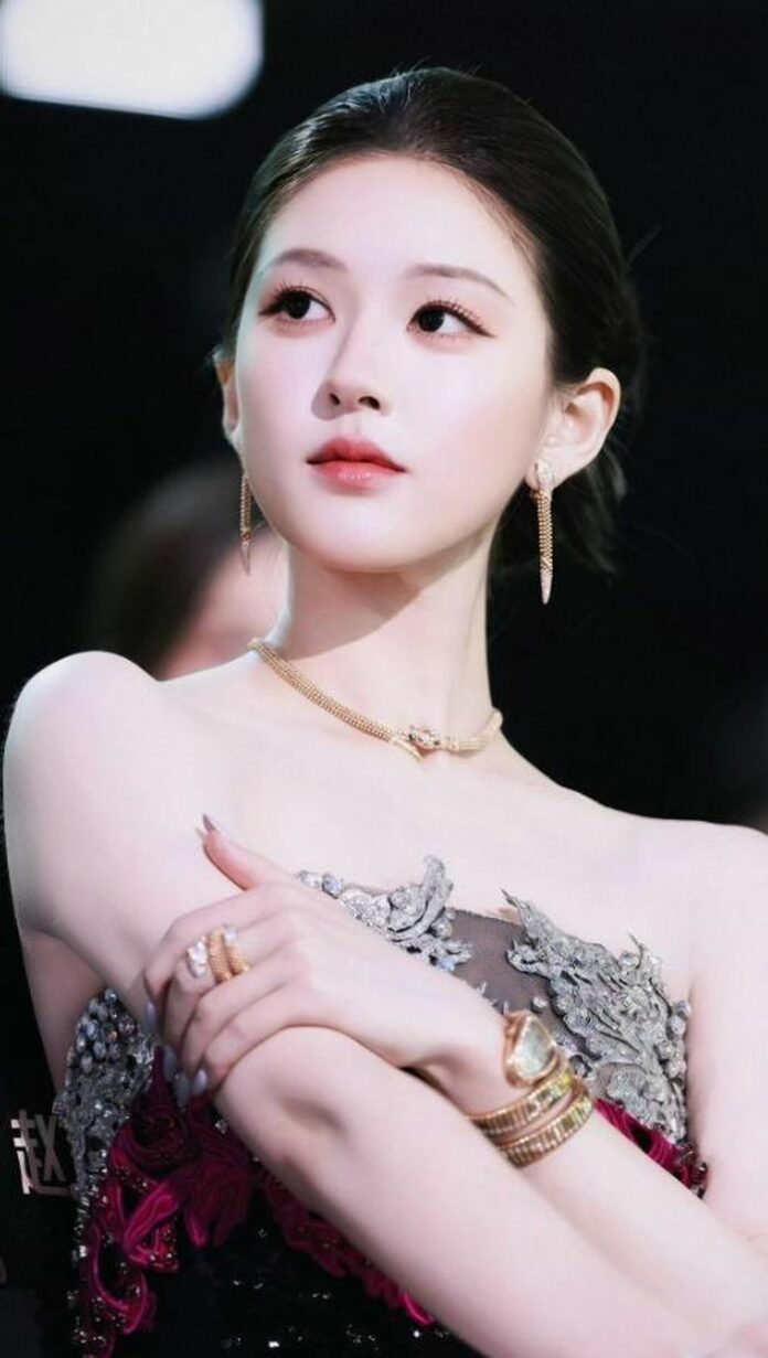 Triệu Lộ Tư và tin đồn 