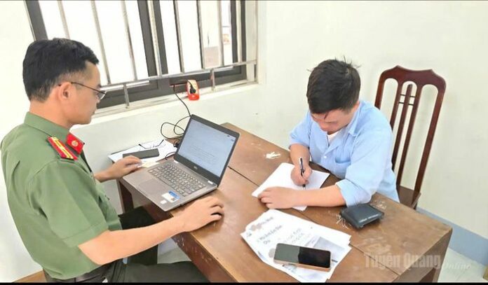 Xử lý nghiêm hành vi tung tin giả trên mạng xã hội