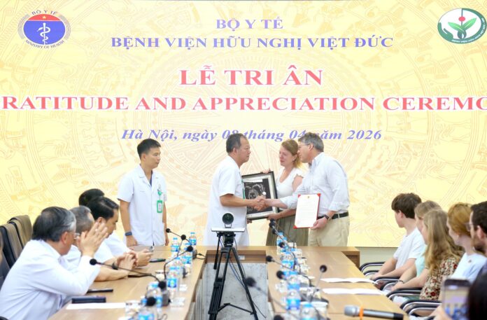 Nghĩa cử cao đẹp: Nữ du khách Anh 19 tuổi hiến tạng tại Việt Nam