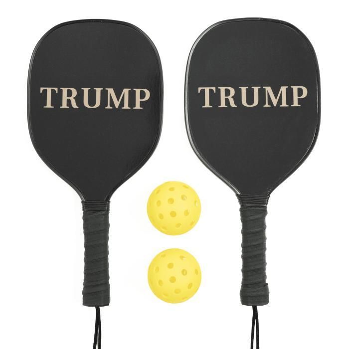 Các tay chơi pickleball chuyên nghiệp cho rằng thông số vợt Trump Store chỉ ở mức tiêu chuẩn.