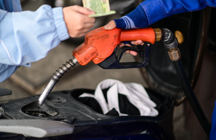 Giá xăng dầu hôm nay 22/4/2026: Biến động khó lường