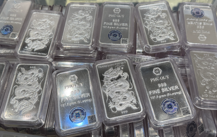Giá Bạc Hôm Nay 24/4/2026: Diễn Biến Sụt Giảm và Triển Vọng Dài Hạn Đáng Chú Ý