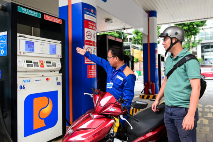 Giá xăng dầu hôm nay 29/4/2026: Biến động khó lường, thị trường quốc tế và trong nước có gì mới?