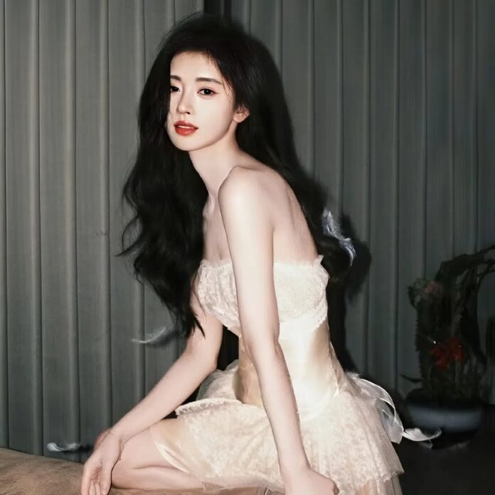 Cúc Tịnh Y: Lời Giải Đáp Vụ Lùm Xùm Trốn Thuế Gây Chấn Động