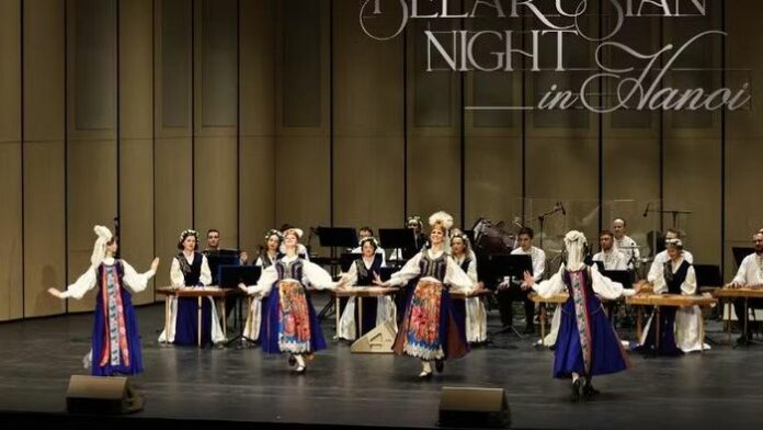 Opera & Ballet Belarus: Đêm 