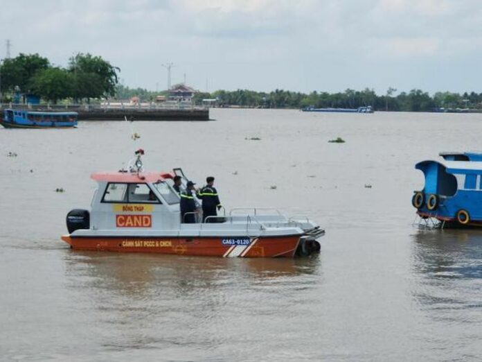 Tai nạn sông nước: Lỗi tàu du lịch và bài học đắt giá