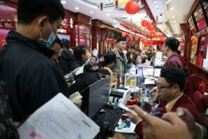 Giá vàng hôm nay 23/4/2026: Biến động bất ngờ, đâu là điểm dừng?